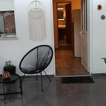 Achlia 1 Apartment